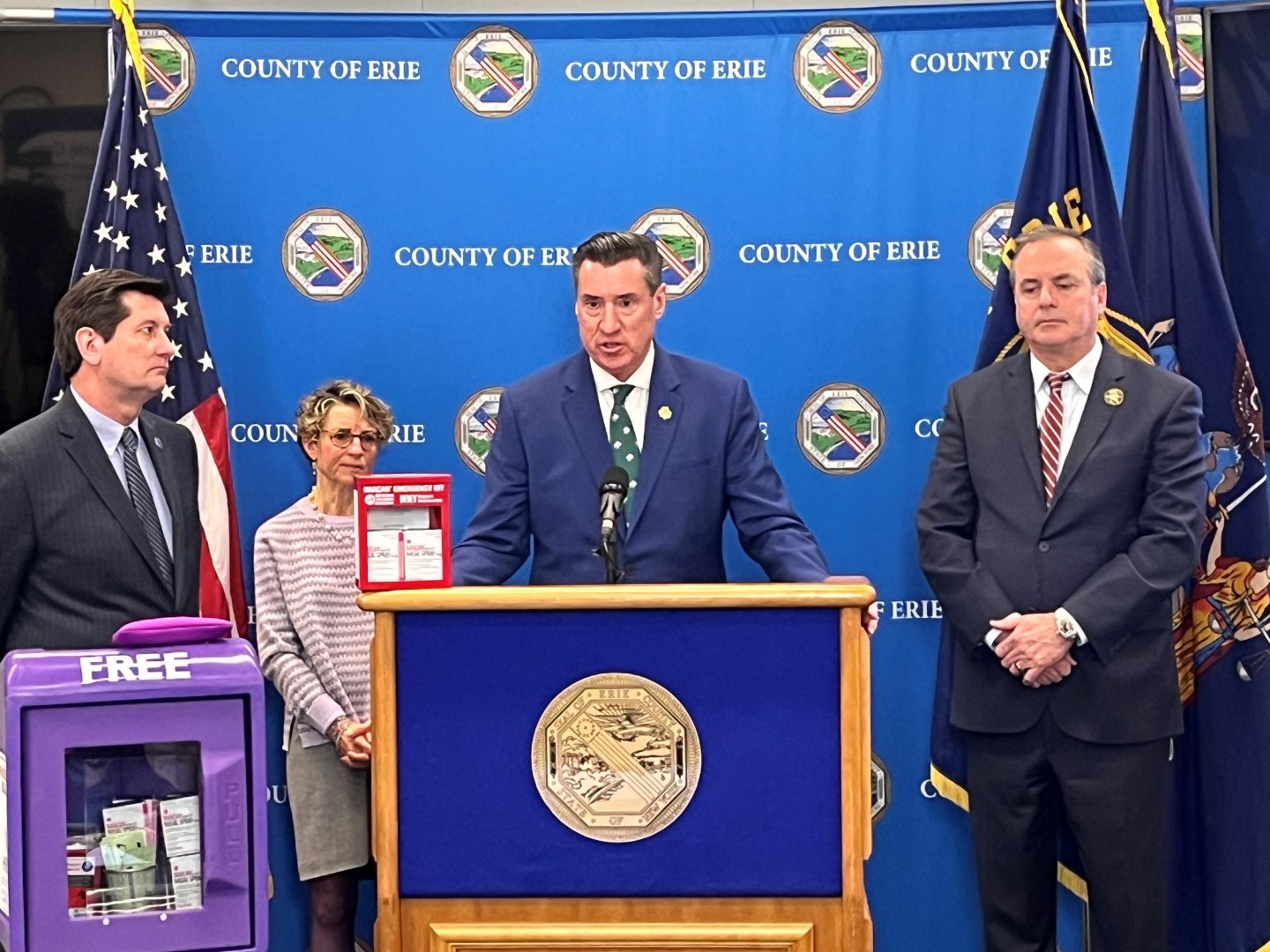 DA Flynn joins County Executive Poloncarz, County Health Commissioner Dr. Burstein and Sheriff Garcia to warn about an increase in opioid overdose deaths.