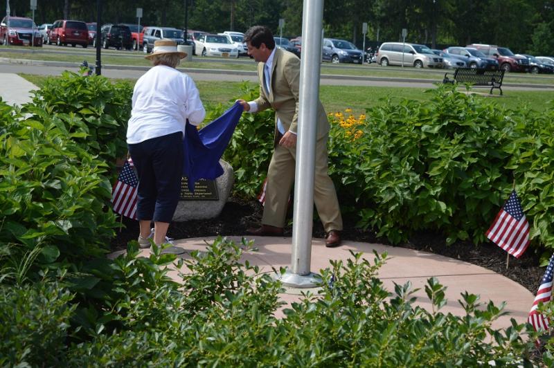 Poloncarz Unveils Memorial Marker