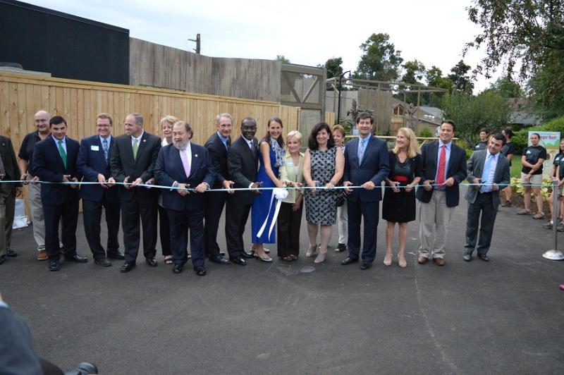 Poloncarz Cuts Ribbons at Buffalo Zoo